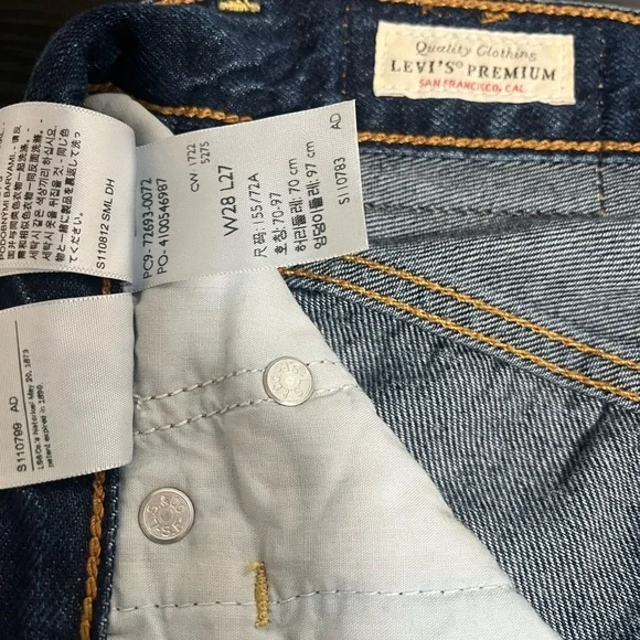 Levi's Premium Dark Blue Jeans - Picture 3 of 3